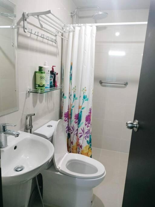 Cubao Manhattanheights U31N Tb, Studio Unit Manila Dış mekan fotoğraf