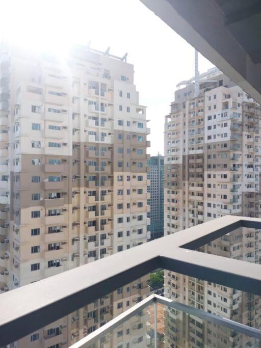 Cubao Manhattanheights U31N Tb, Studio Unit Manila Dış mekan fotoğraf